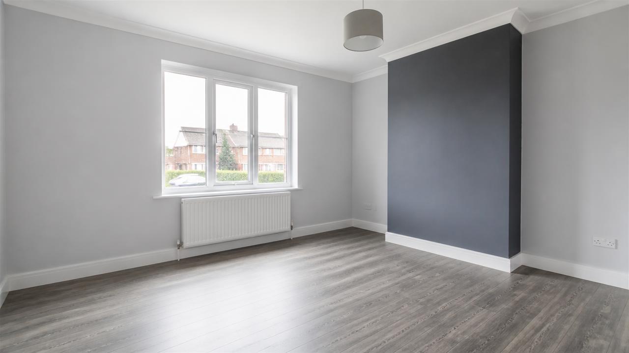 Decoration, plastering and flooring